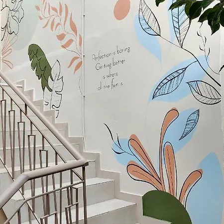 η θάλασσα Stylish Flat With Panoramic Roof Garden