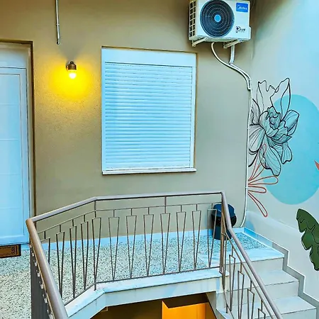 η θάλασσα Stylish Flat With Panoramic Roof Garden Πάτρα