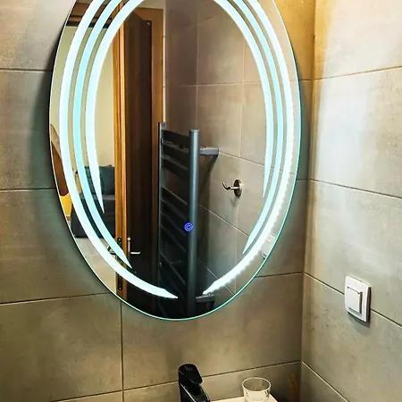 η θάλασσα Stylish Flat With Panoramic Roof Garden *