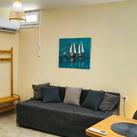 η θάλασσα Stylish Flat With Panoramic Roof Garden * Πάτρα